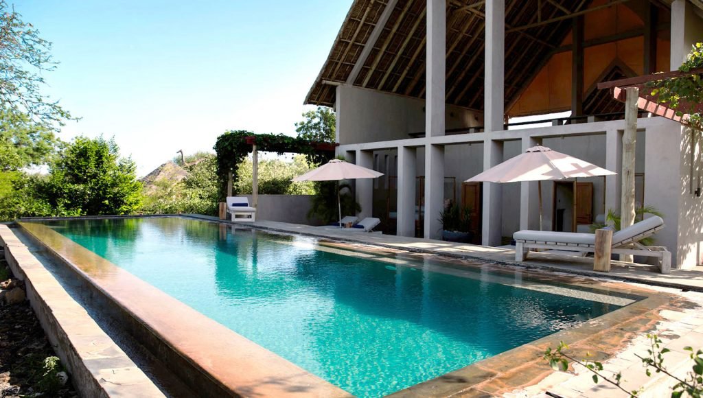 3 DAY TSAVO EAST AND WEST LUXURY SAFARI FROM NAIROBI