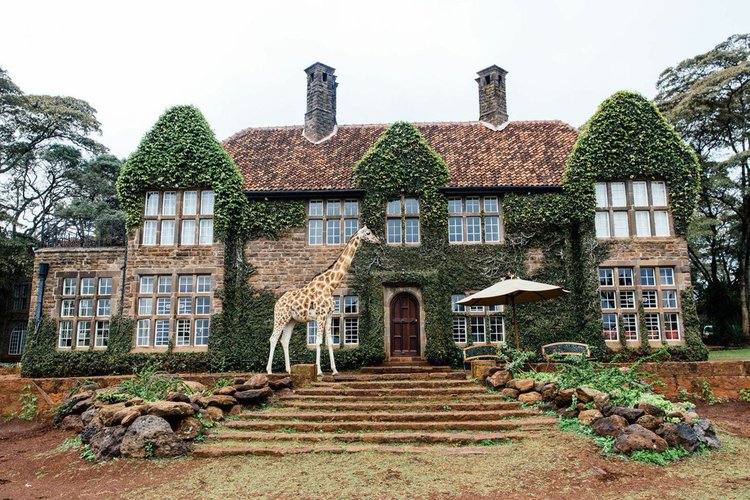 KAREN BLIXEN MUSEUM, KAZURI BEAD CENTRE & GIRAFFE CENTRE TOUR